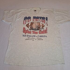 Vintage NFL N.E. Patriots "Splat The Cats!" Superbowl 04’ Graphic XL T- Shirt